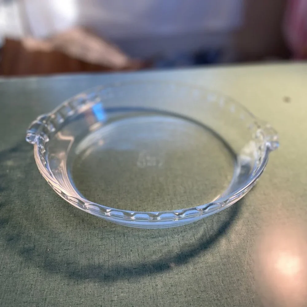 Two Pyrex #229, 9.5 inch Fluted Edge Pie Pans, Perfect Conditon